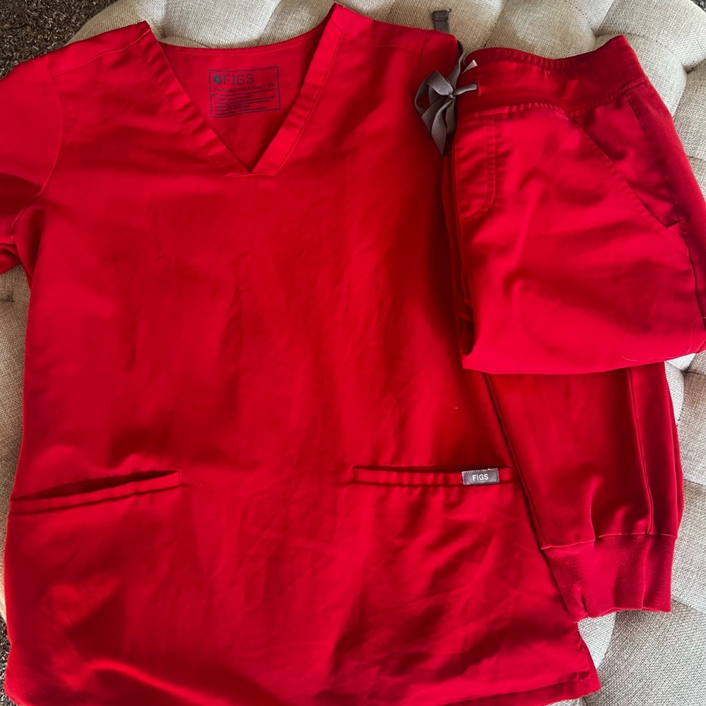 Figs Scrubs- Red